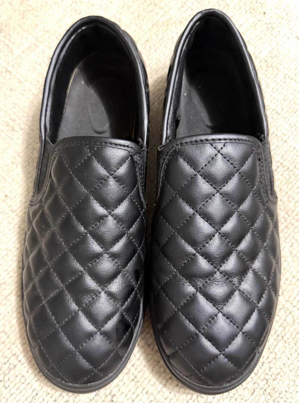 Sz 9 Tredsafe Shoes Women's Fiona Slip-Resistant Quilted Slip-Ons